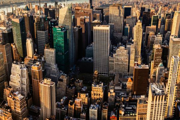 A city with persony tall buildings