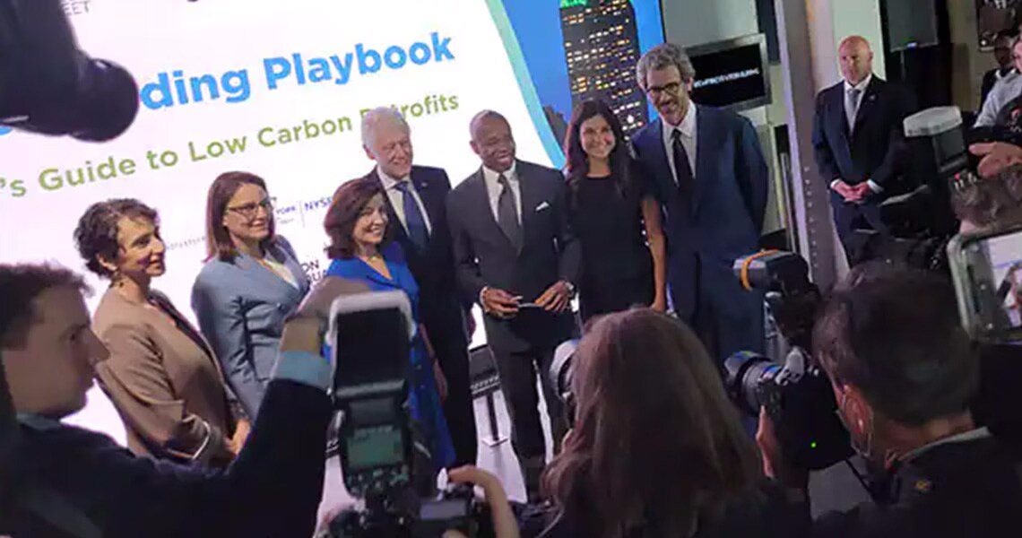 Bill Clinton at the Empire State Building free online resource launch