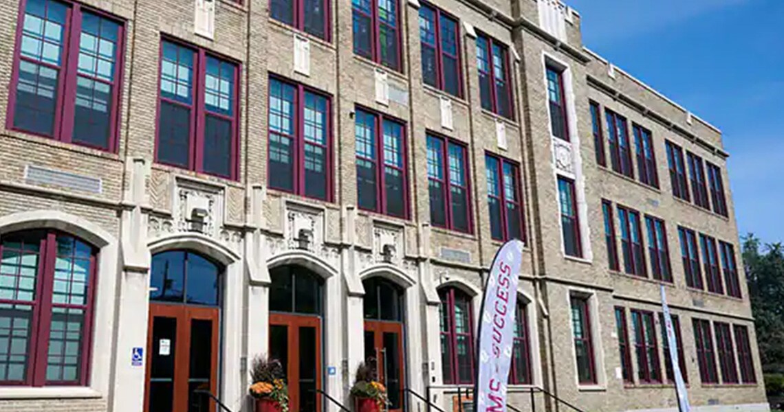 Entrance of School District Of Lancaster