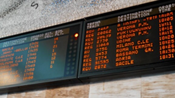 led timetable train station